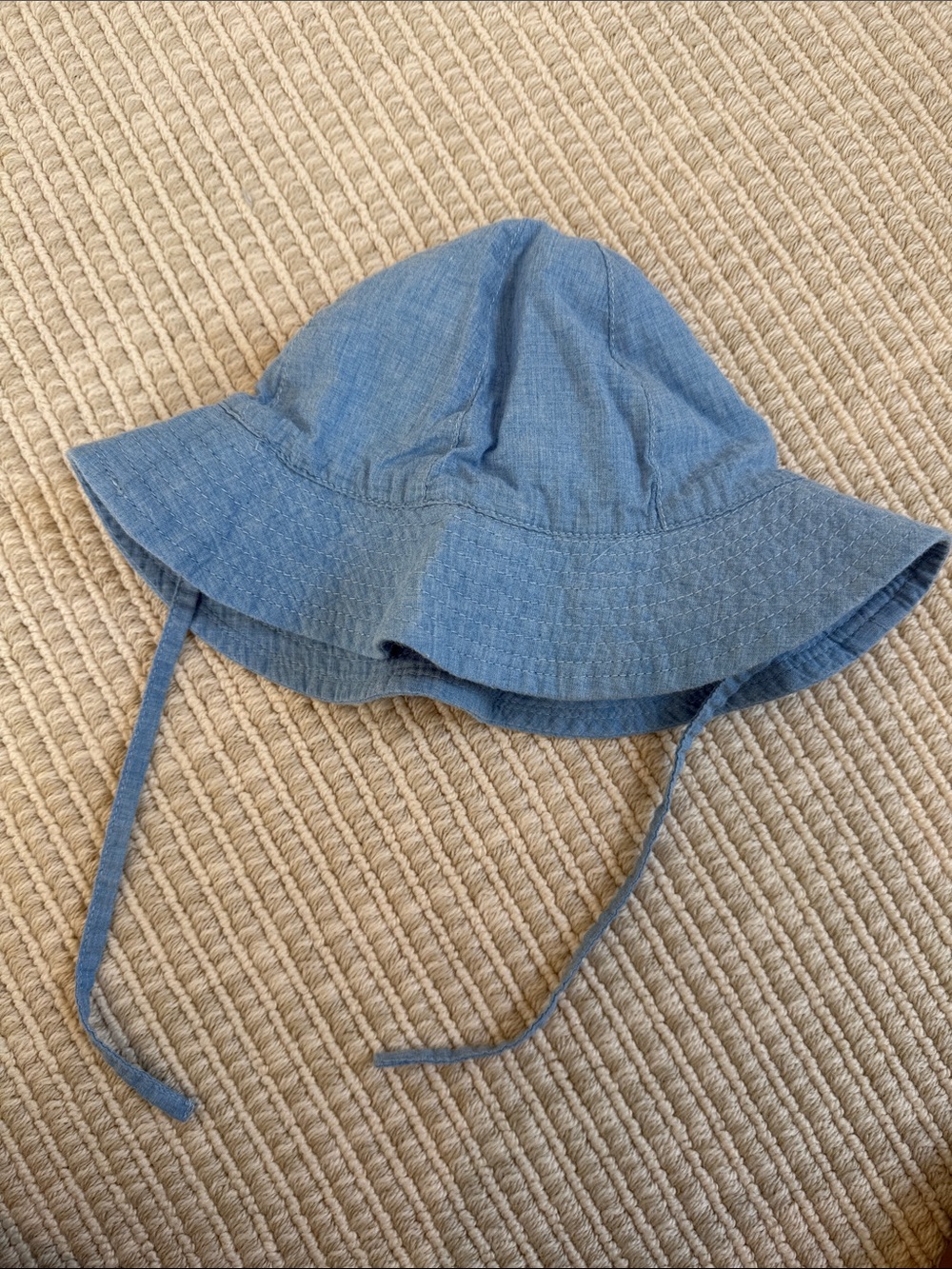 H&M Light Blue Cotton Sun Bucket Hat with Chin Ties